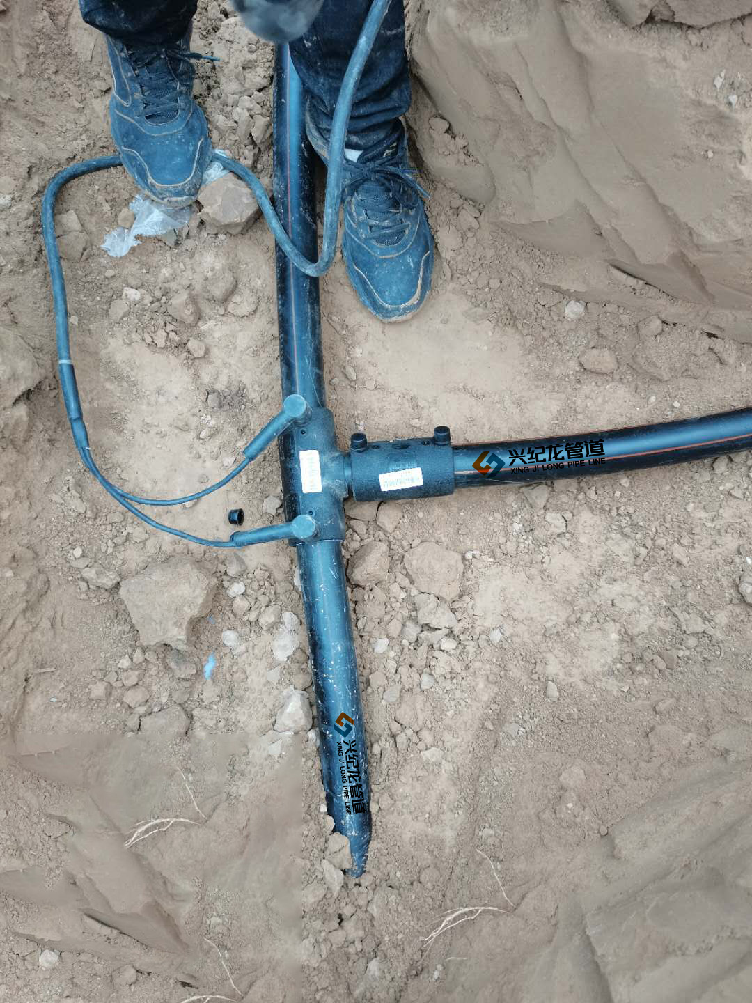 “興紀龍”埋地燃氣專用管，電熔連接施工圖